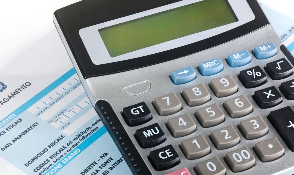Calcolatrice e modello F24