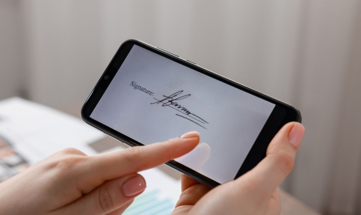 Formati di firma digitale CAdES, PAdES e XAdES